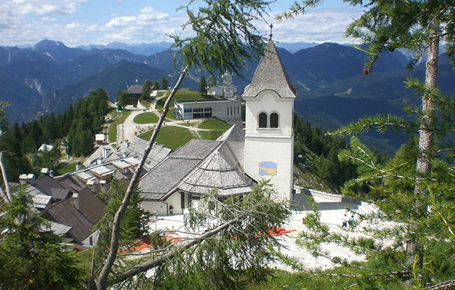 Monte Santo di Lussari foto 8: la croce