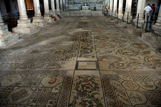 Aquileia foto 2: theodorian mosaics