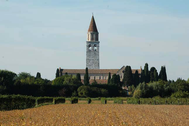 Aquileia foto 5: el campanario