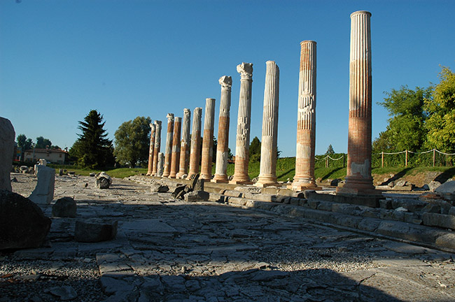 Aquileia foto 7: el Foro