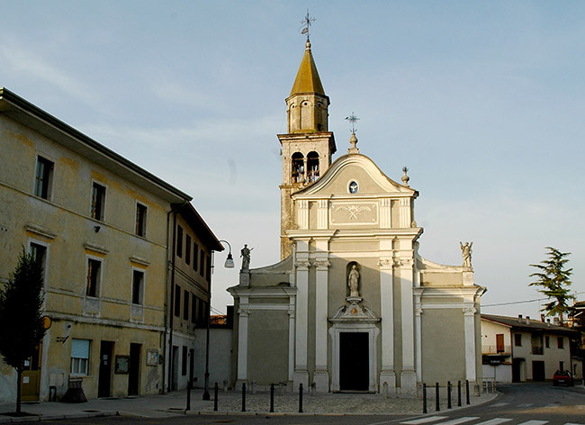 Perteole foto 3: chiesa parrocchiale