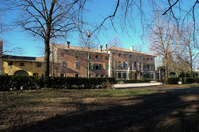 Aiello del Friuli foto 2: villa Peteani - D'Attems