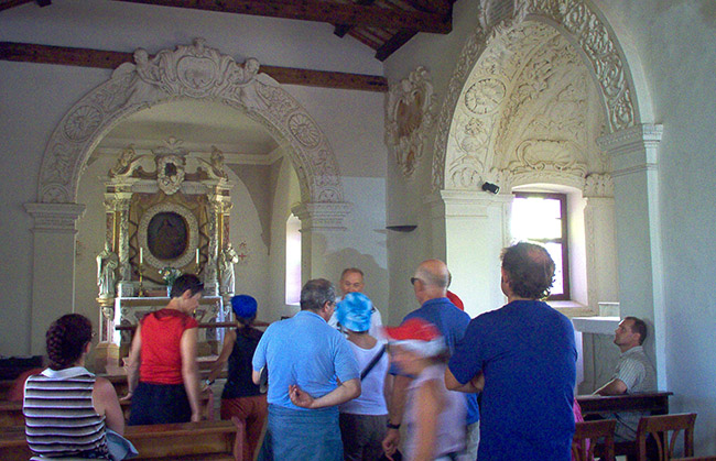 Versa foto 4: interior de la Iglesita