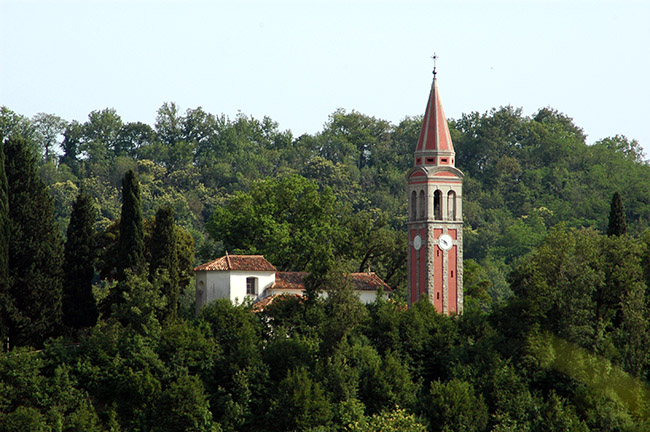 Mernicco foto 1: church