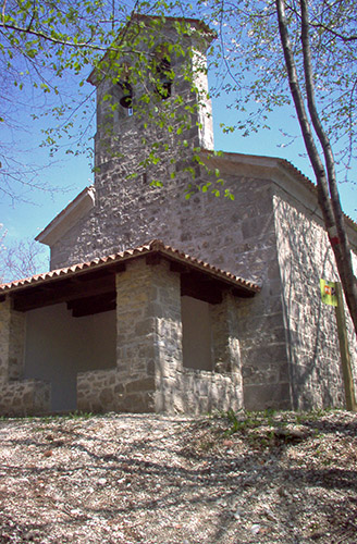 San Pietro Chiazzacco foto 2: the little Church of the 