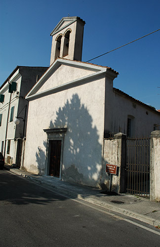 Brazzano foto 1: sacellum (small shrine)