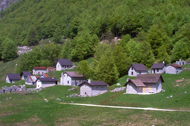 Stavoli Gnovizza foto 2: kern der Stavoli-Hütten